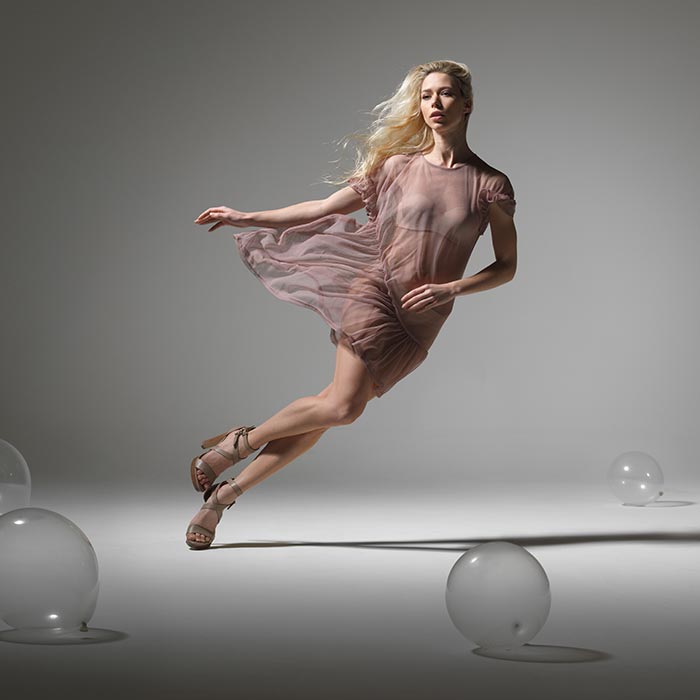 Falling Girl: Photographing a Model in Motion