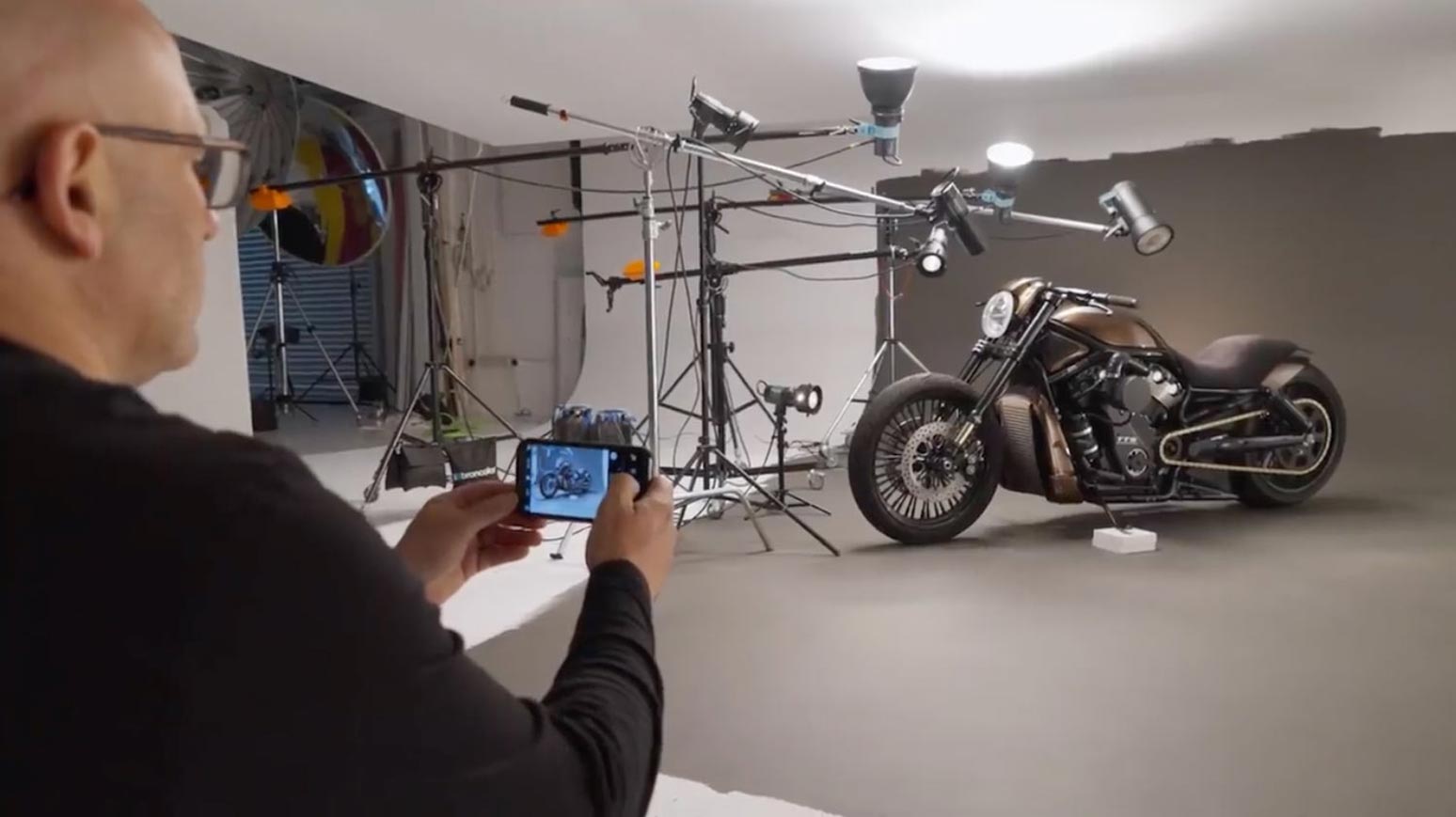Capturing a professional image of motorbike using iPhone with studio lighting setup