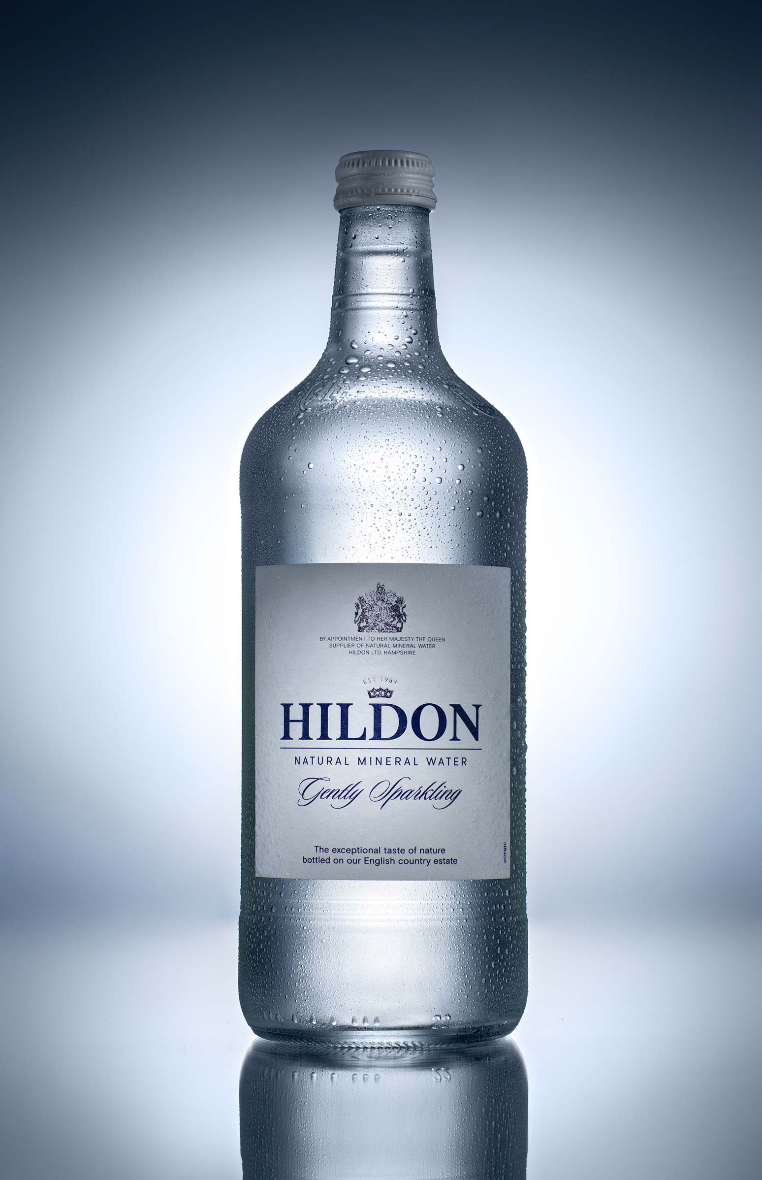 Hildon bottle photographed by Karl Taylor using speedlights
