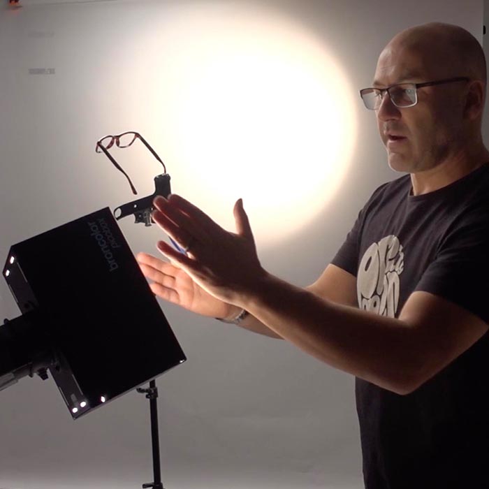 How to Photograph Glasses Using Reverse Tilt-Shift